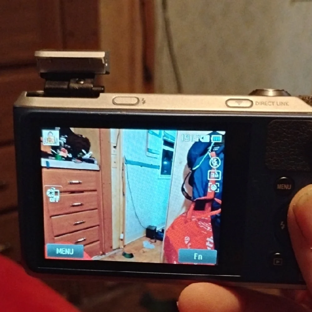 Samsung Blue and Silver Digital Camera with 21x Optical Zoom